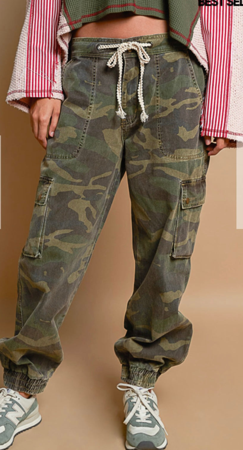 Camo jogger