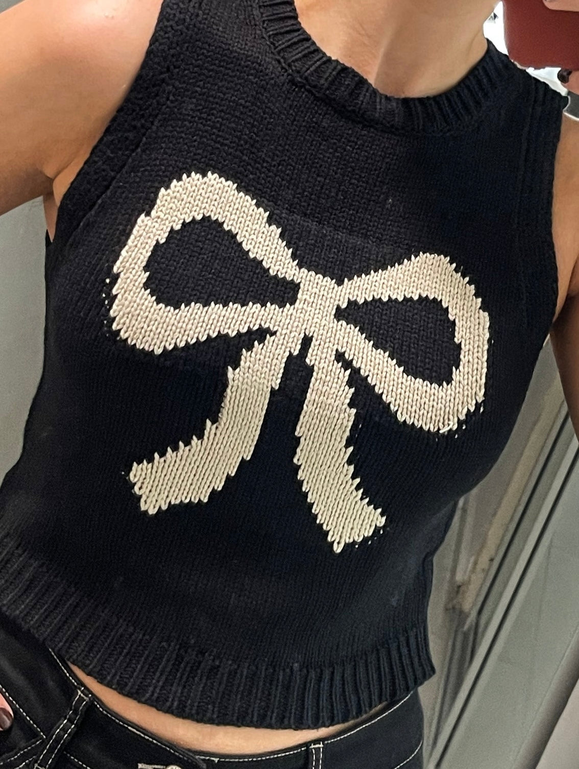 Ribbon sleeveless knot top