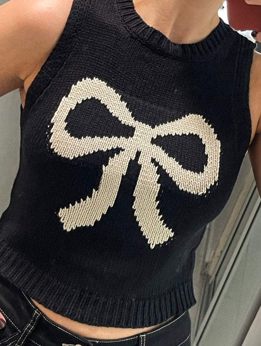 Ribbon sleeveless knot top