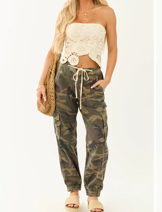 Camo jogger