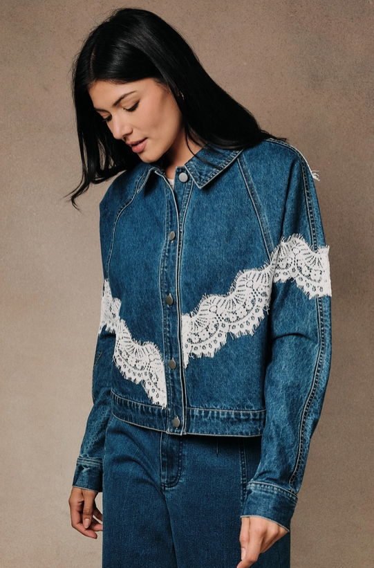VINTAGE DENIM JACKET WITH LACE
