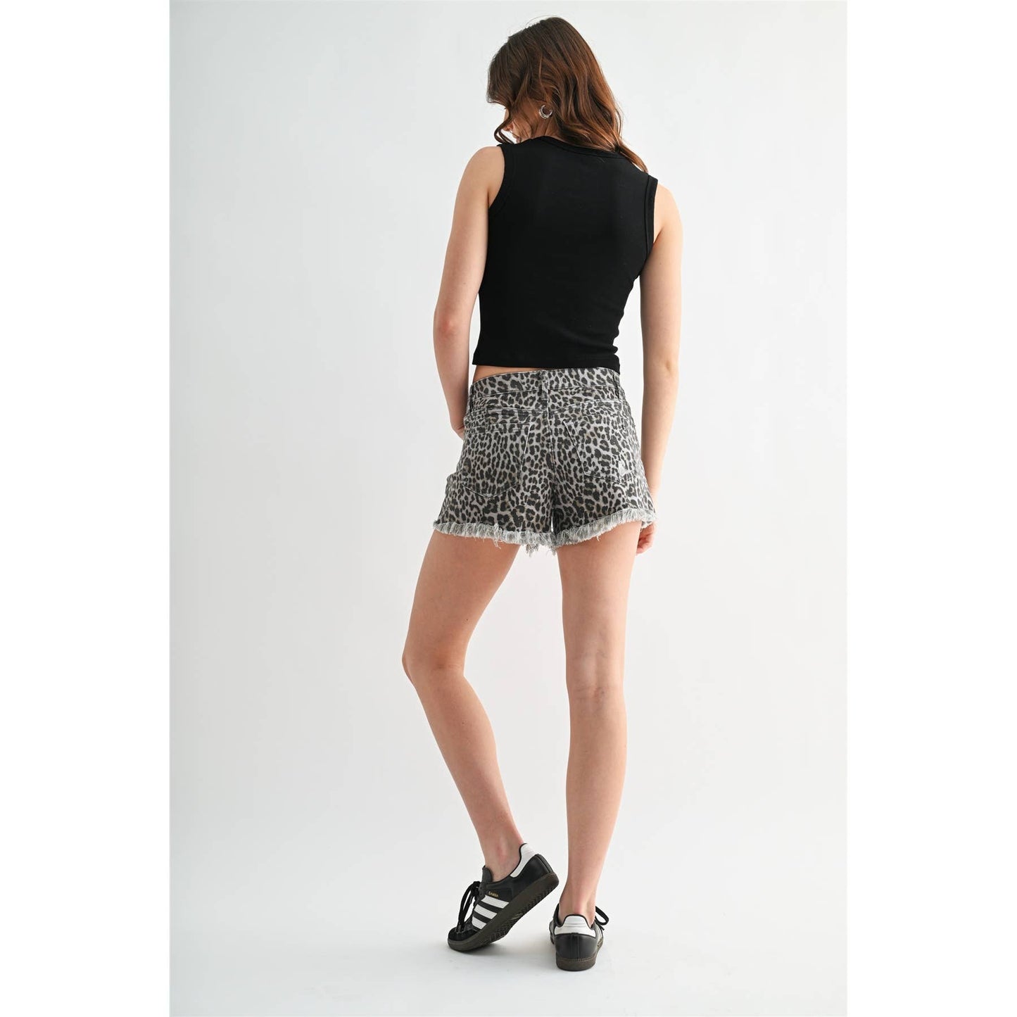 HIGH RISE LEOPARD SHORTS: WOOD BARK