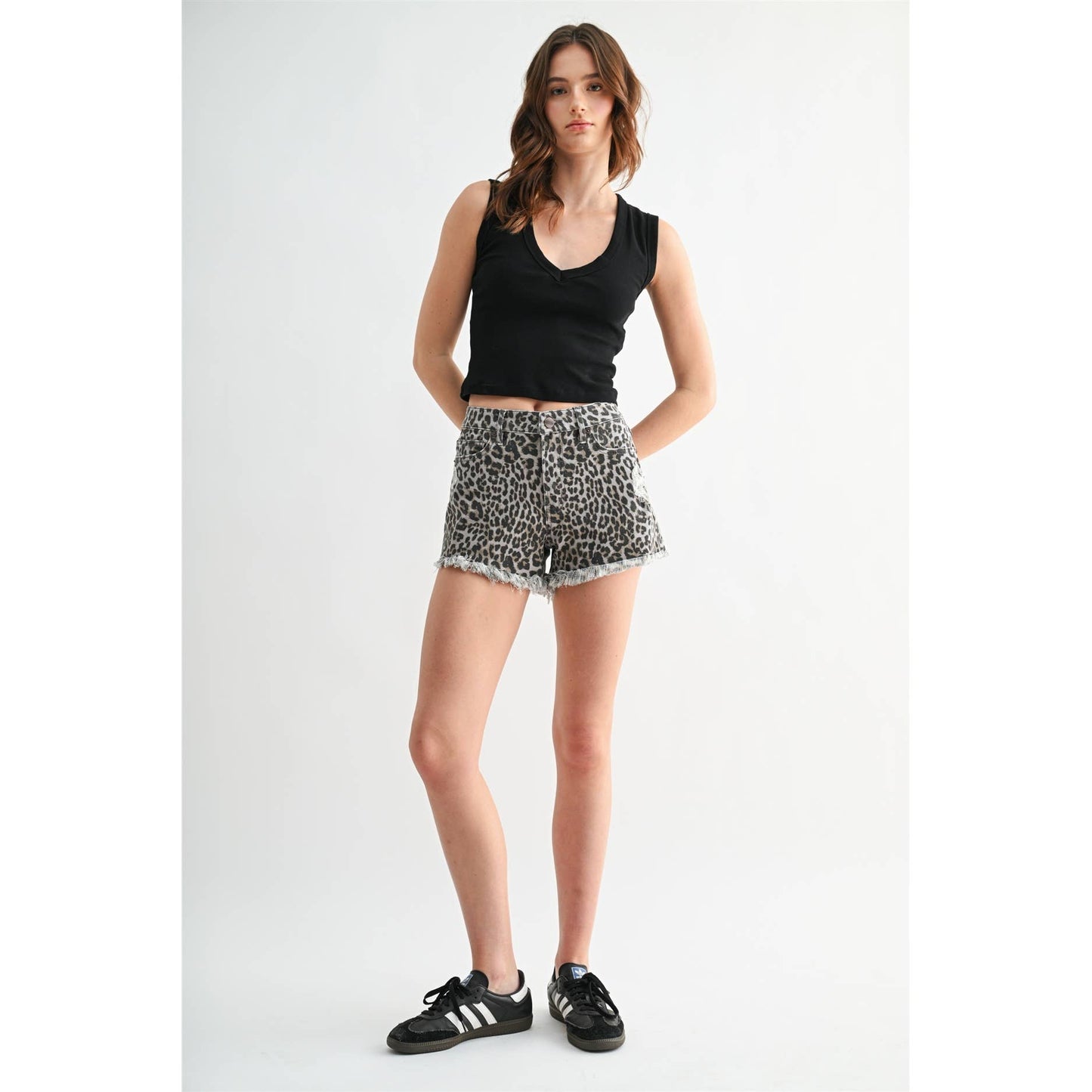 HIGH RISE LEOPARD SHORTS: WOOD BARK